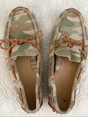 Cole Haan men’s Camouflage Canvas Moccasins - Green/Tan